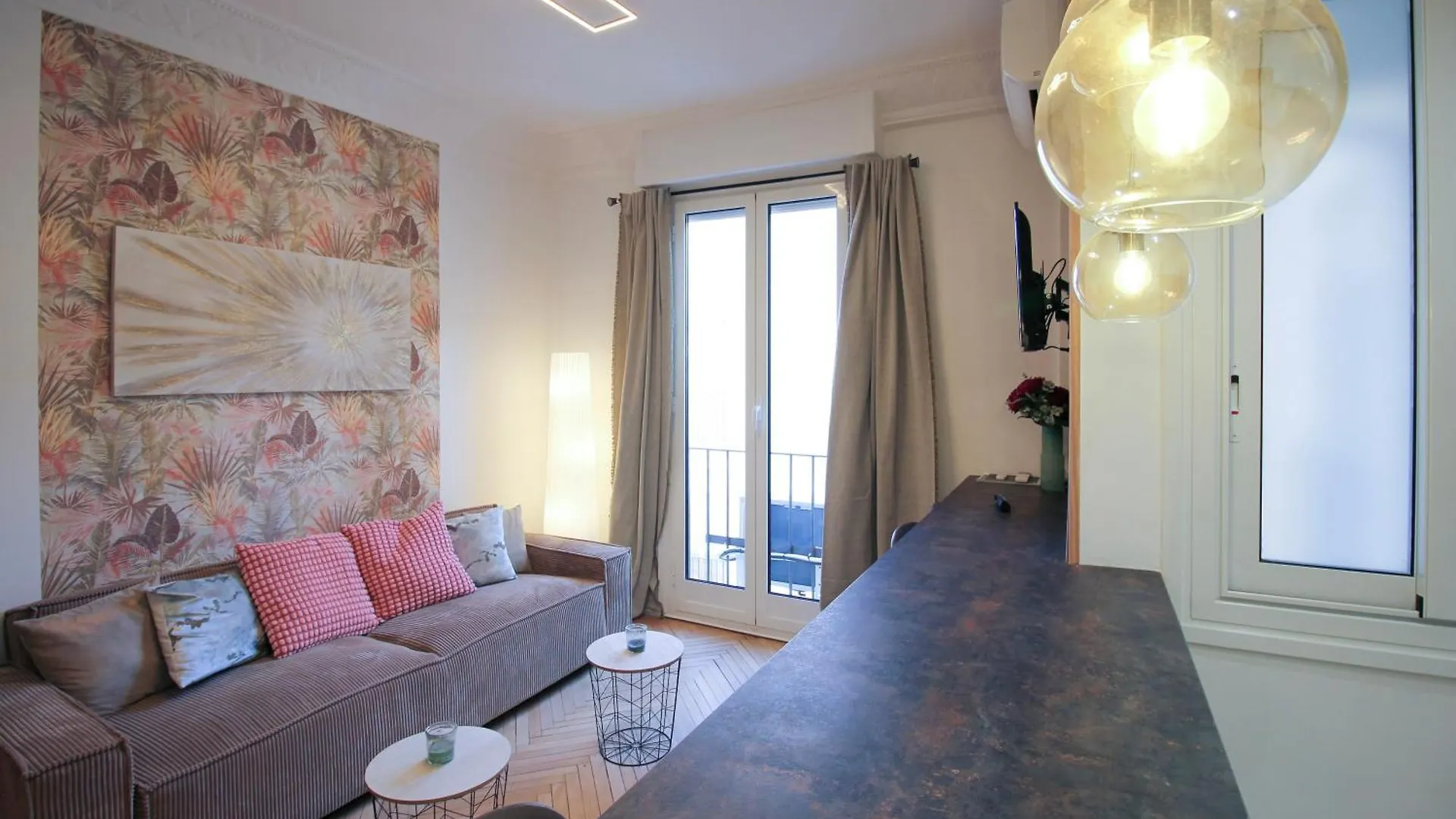 Clemenceau 2 Studio Confortable Clim Et Dressing Proche Gare Nice Daire