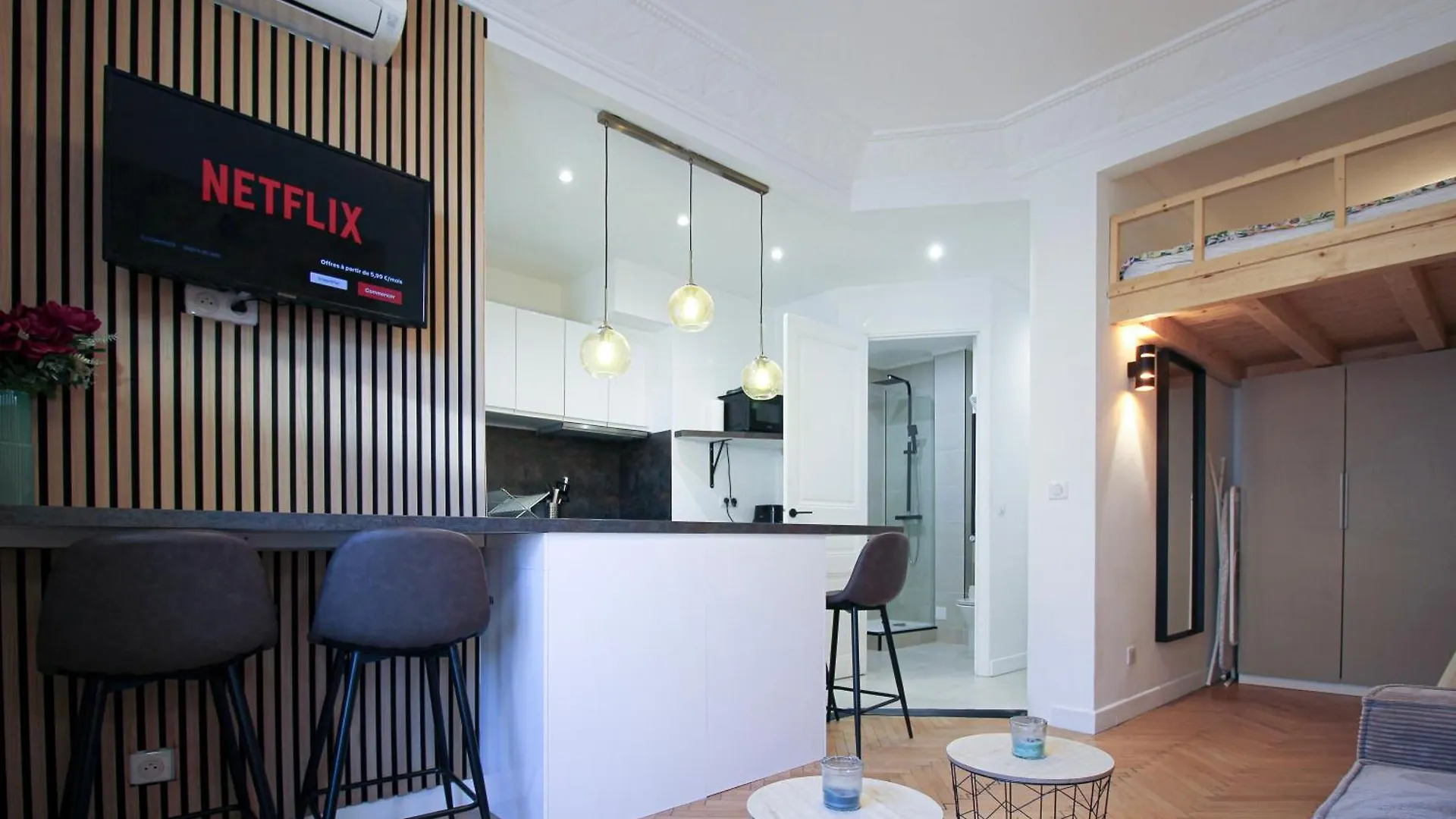 Clemenceau 2 Studio Confortable Clim Et Dressing Proche Gare Nice France